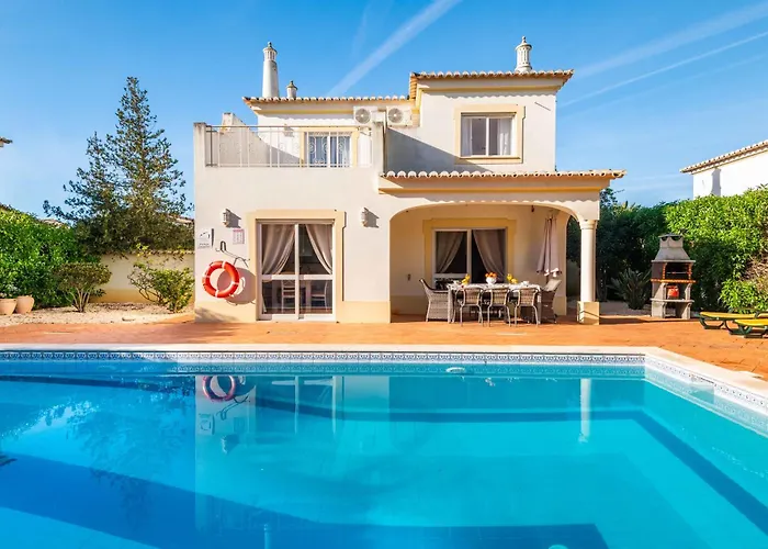 Villa Oasis, Piscina, Jacuzzi, Tenis E Praias!